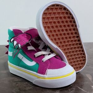 🆕 VANS 🦖toddler Size 4 High-Top Sneakers